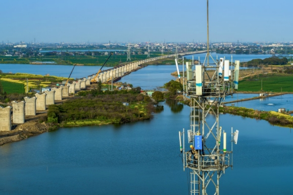 江蘇江河湖海融入5G時(shí)代 紅外線熱成像攝像機(jī)全視角監(jiān)控長江